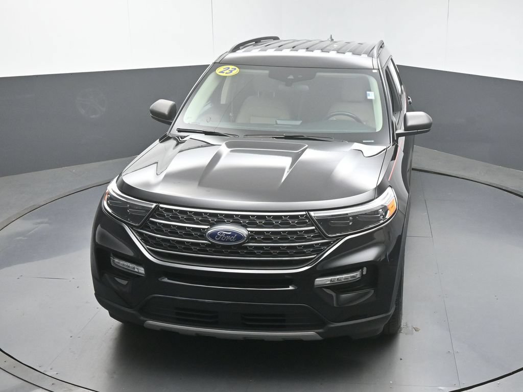 Used 2023 Ford Explorer XLT w/ Equipment Group 202A RWD image 43