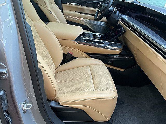Used 2026 Cadillac Escalade IQL Sport 2 AWD/4WD image 23