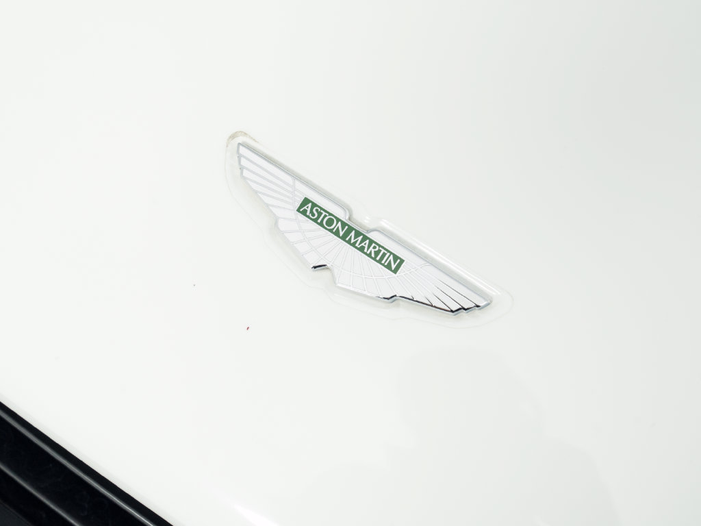 Used 2015 Aston Martin V8 Vantage GT RWD image 46