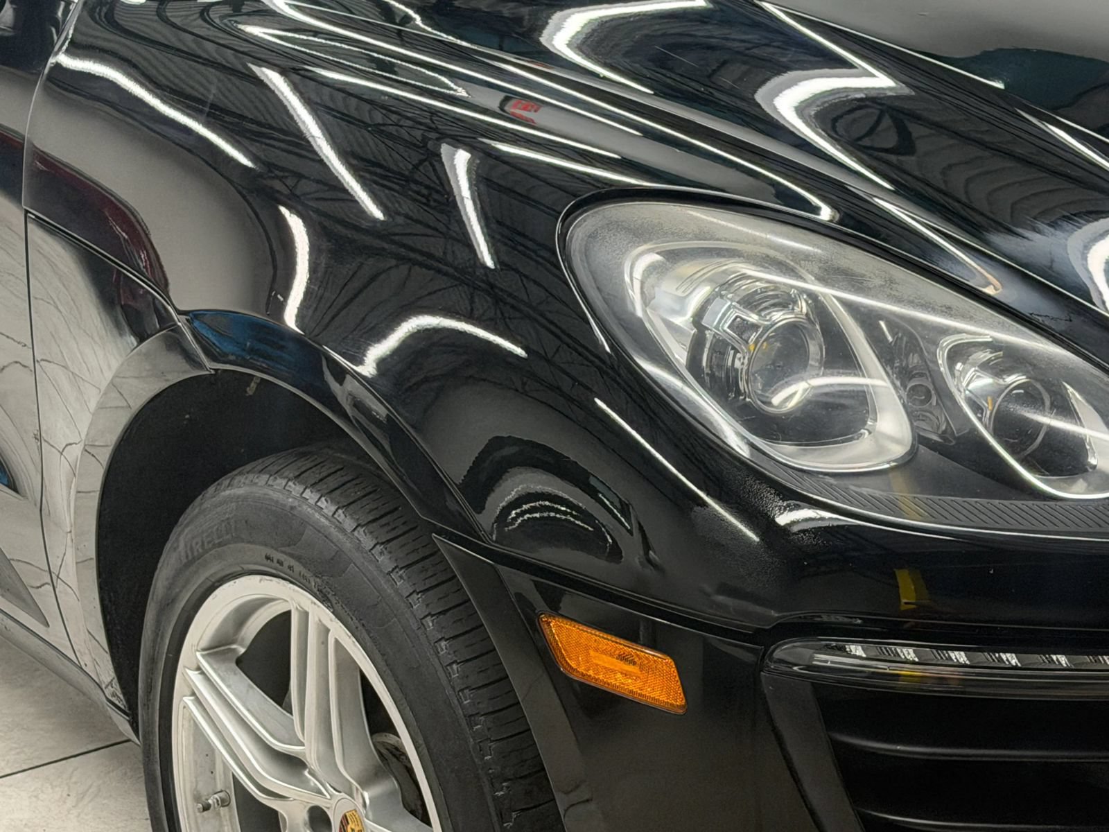 Used 2016 Porsche Macan S w/ Premium Package Plus AWD/4WD image 6