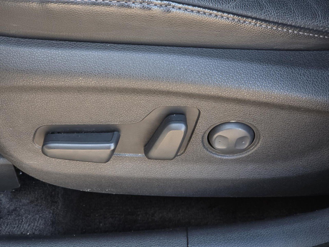 Used 2021 Hyundai Tucson Limited AWD/4WD image 29