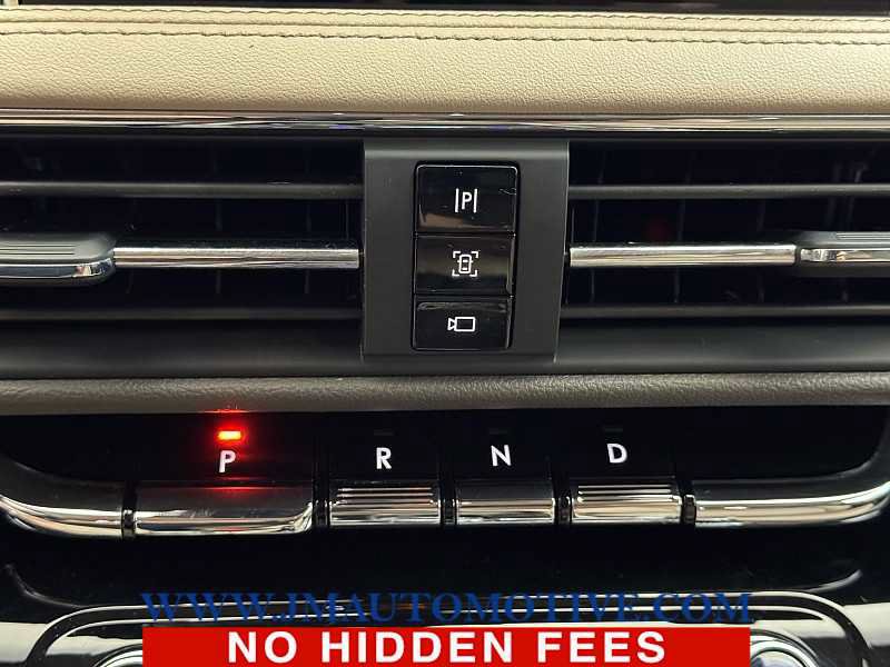 Used 2022 Lincoln Corsair AWD w/ Premium Package image 32