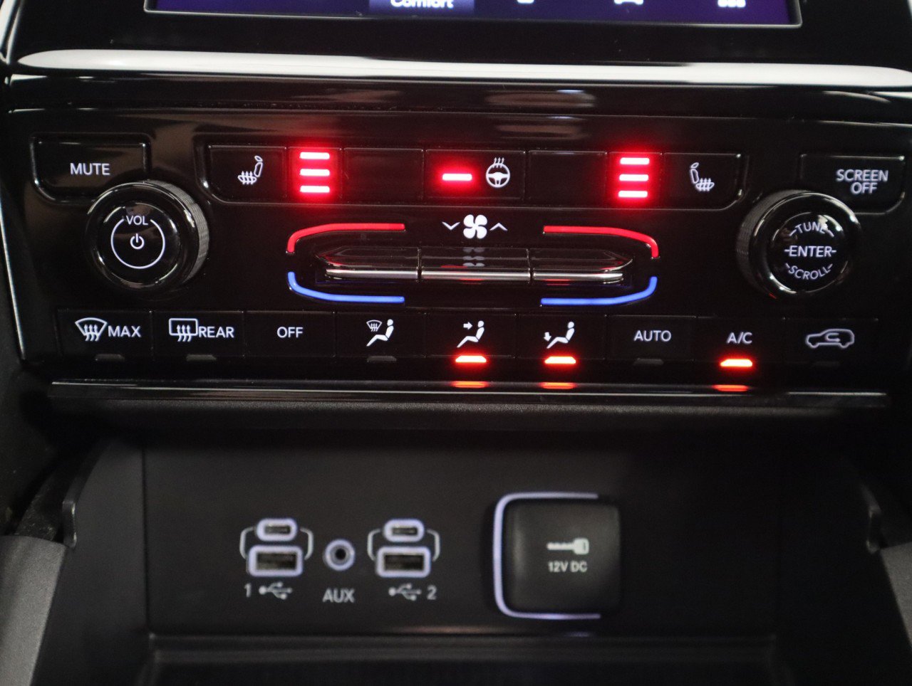 Used 2025 Jeep Grand Cherokee L Altitude image 20