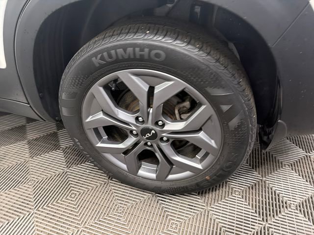 Certified 2024 Kia Seltos S AWD/4WD image 48