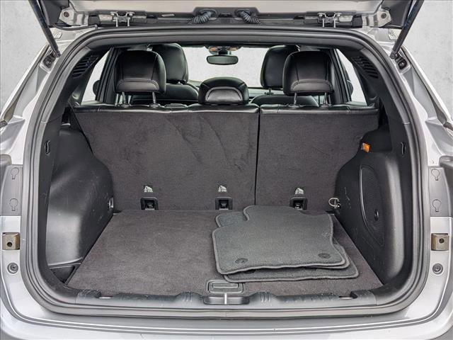 Used 2023 Jeep Compass Latitude w/ Sun and Sound Group AWD/4WD image 6