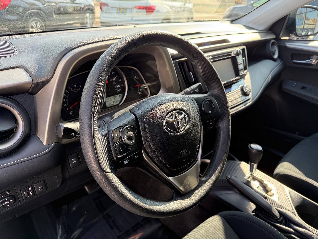 Used 2015 Toyota RAV4 XLE AWD/4WD image 61