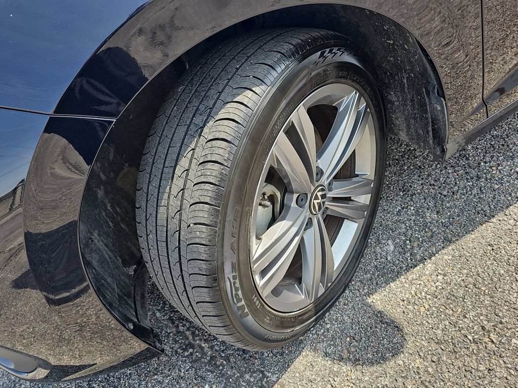 Used 2024 Volkswagen Jetta SE FWD image 30