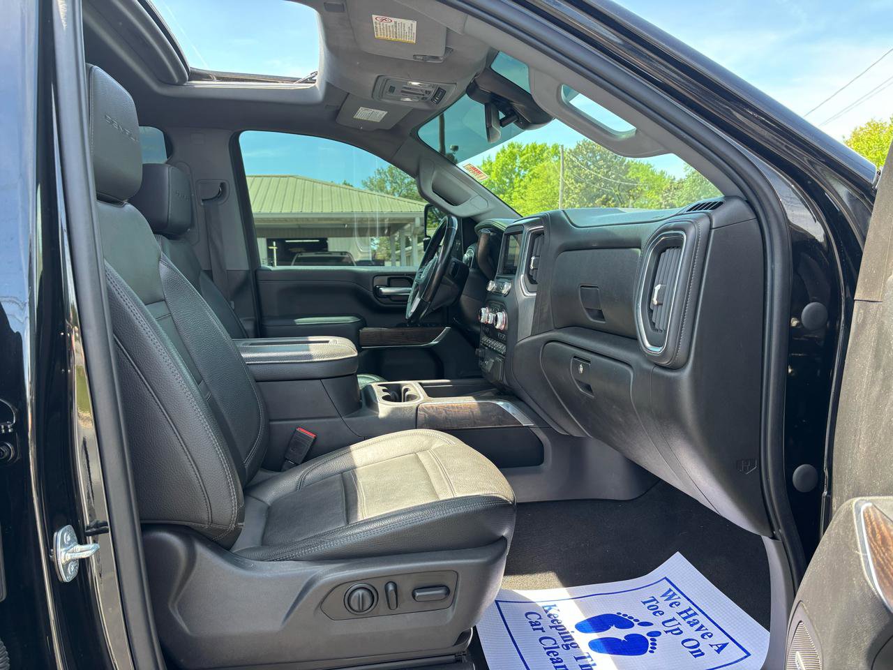 Used 2022 GMC Sierra 2500 Denali image 14