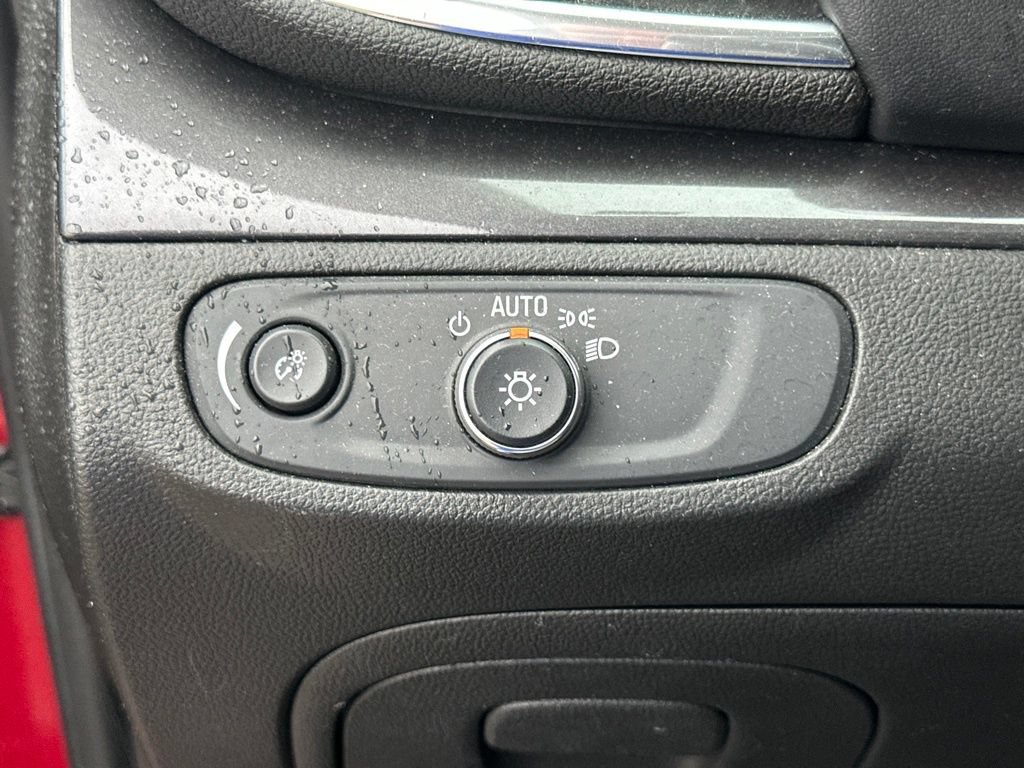 Used 2019 Buick Encore Preferred FWD image 17