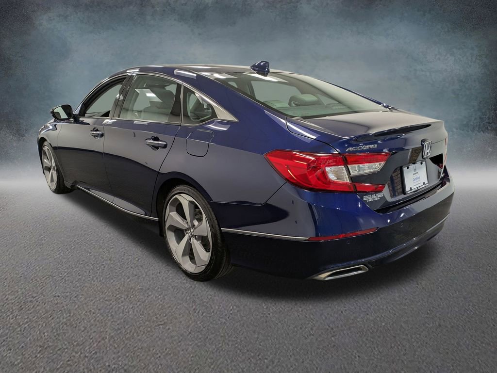Used 2018 Honda Accord Touring image 6
