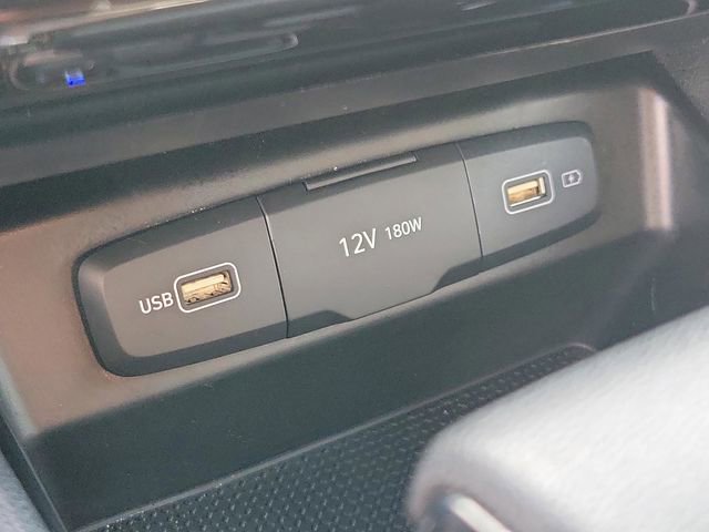 Used 2024 Hyundai Santa Cruz SE image 29