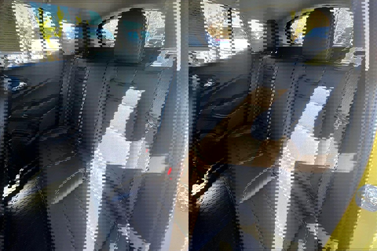 Used 2024 Chevrolet Trax ACTIV w/ Sunroof Package image 20