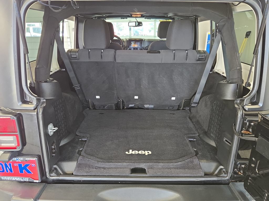 Used 2015 Jeep Wrangler Unlimited Sport w/ Power Convenience Group AWD/4WD image 25