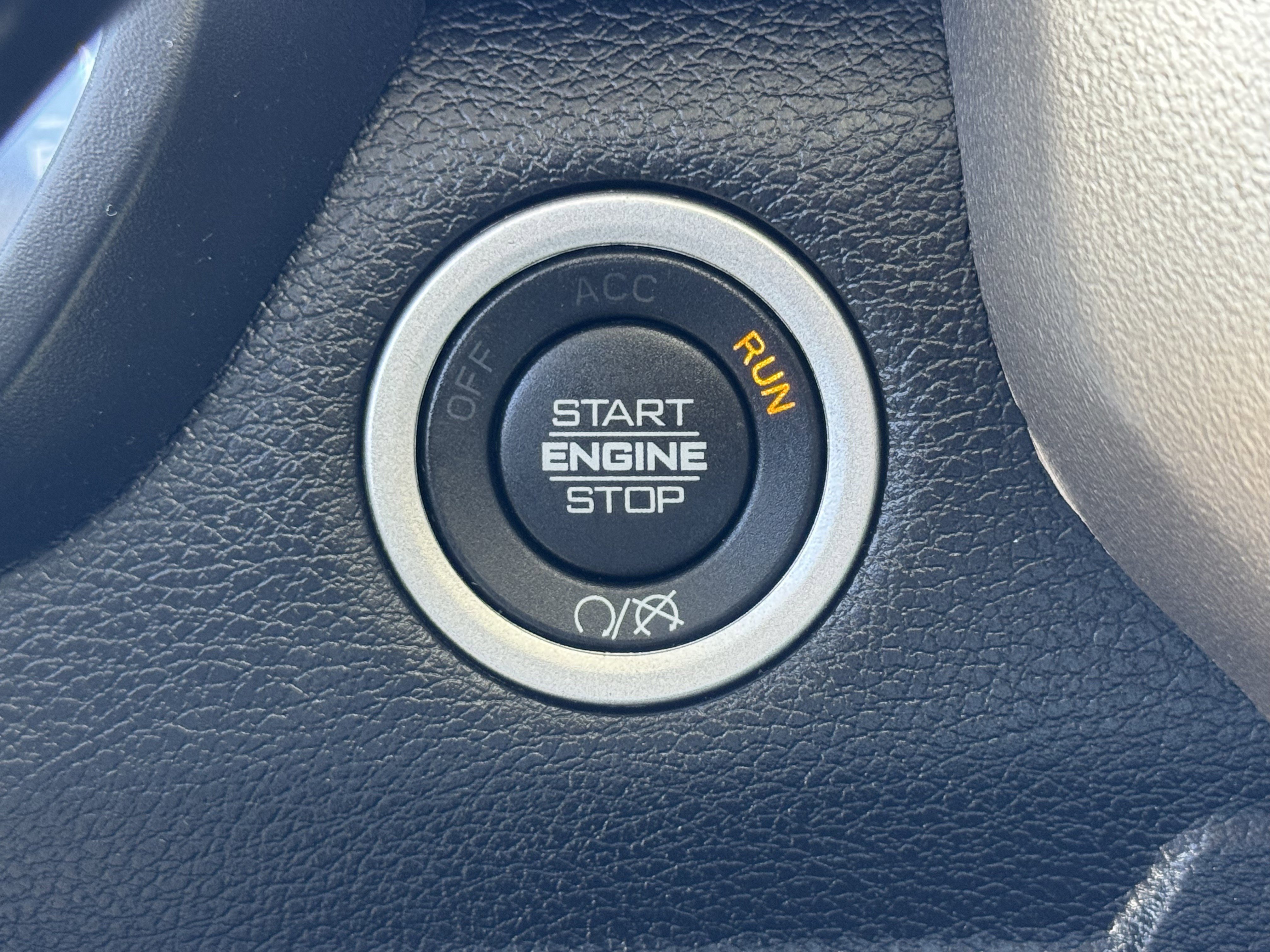 Used 2024 RAM 2500 Laramie image 22