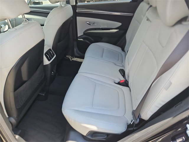 Used 2024 Hyundai Tucson Limited image 15