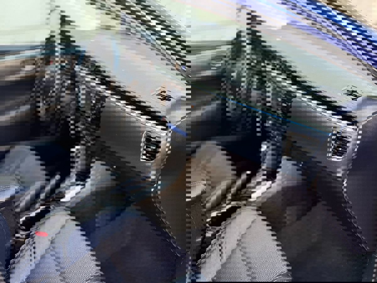 Used 2015 Toyota Corolla S image 16