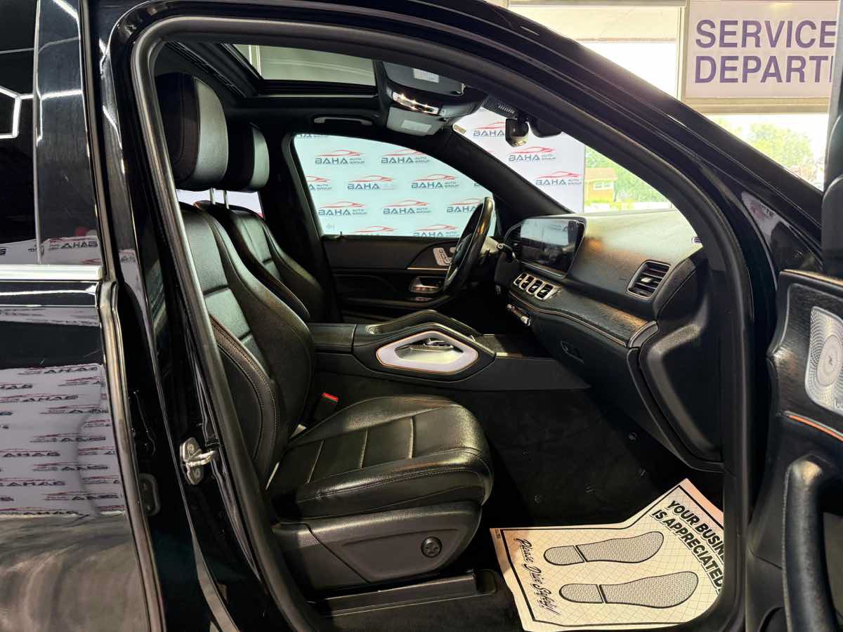 Used 2020 Mercedes-Benz GLE 350 4MATIC w/ Premium Package image 42