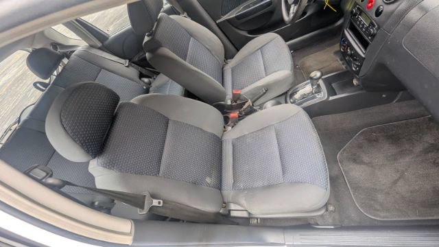 Used 2006 Chevrolet Aveo LS FWD image 18