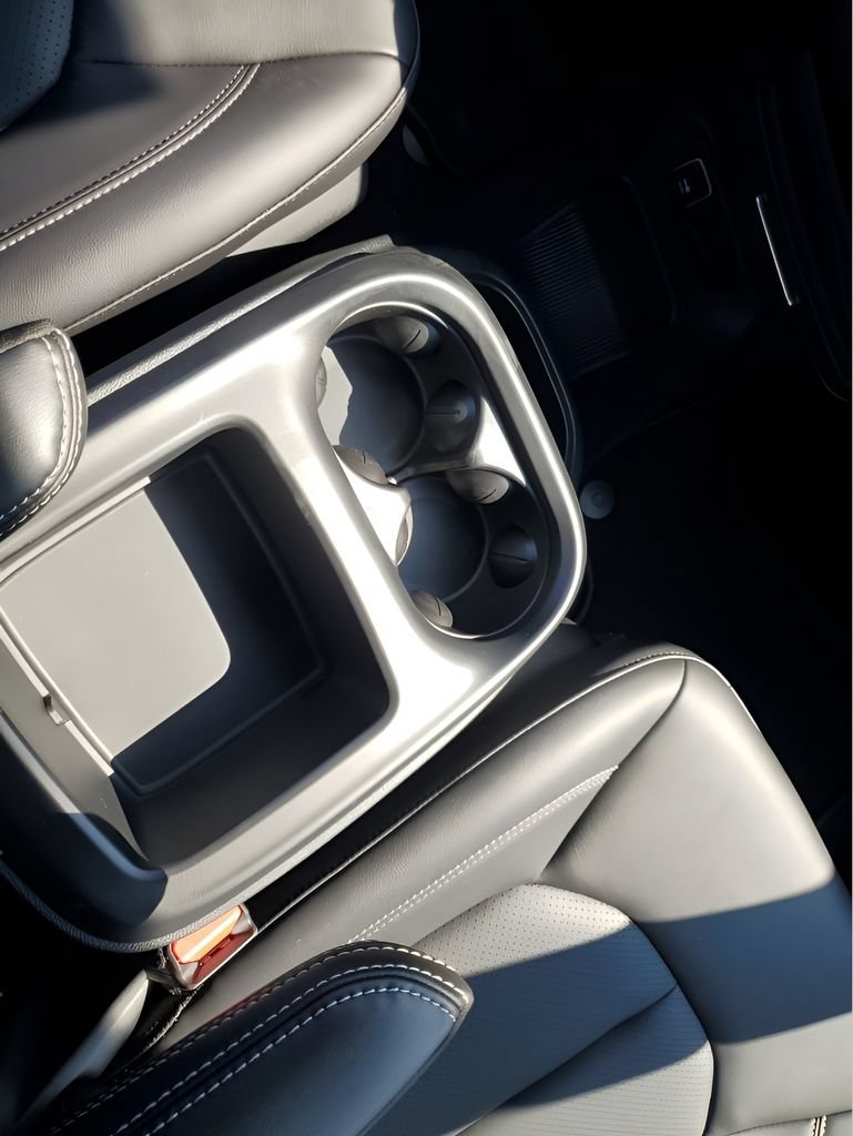 New 2026 Chrysler Voyager LX FWD image 40