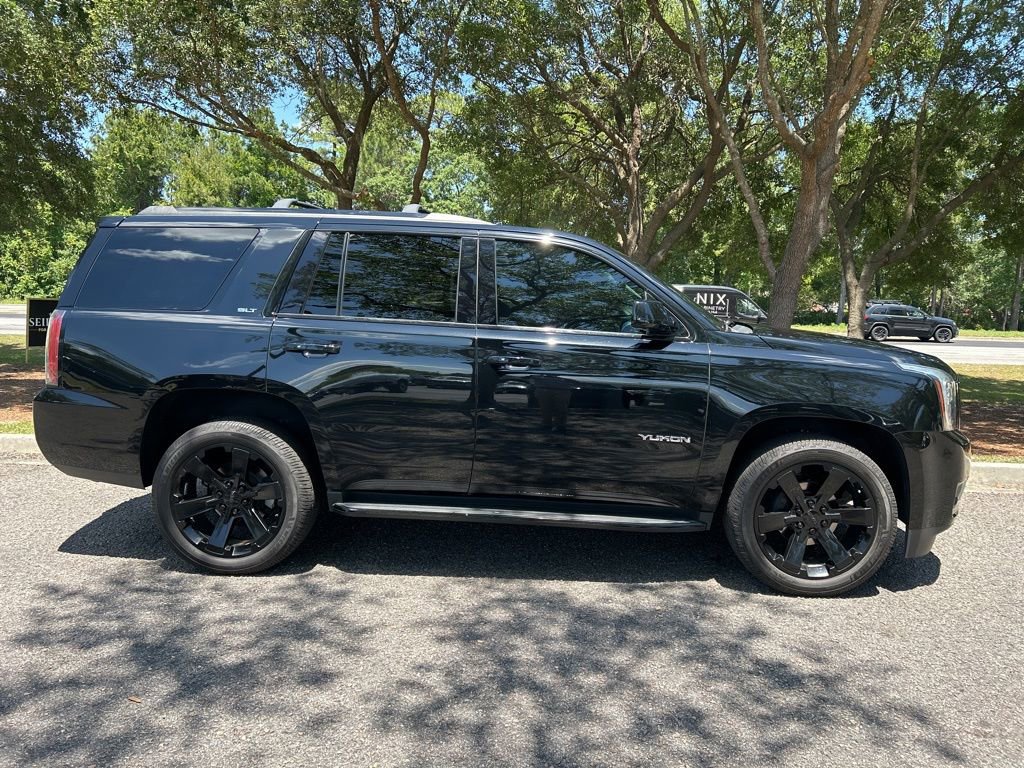 Used 2019 GMC Yukon SLT w/ Graphite Performance Edition RWD image 4
