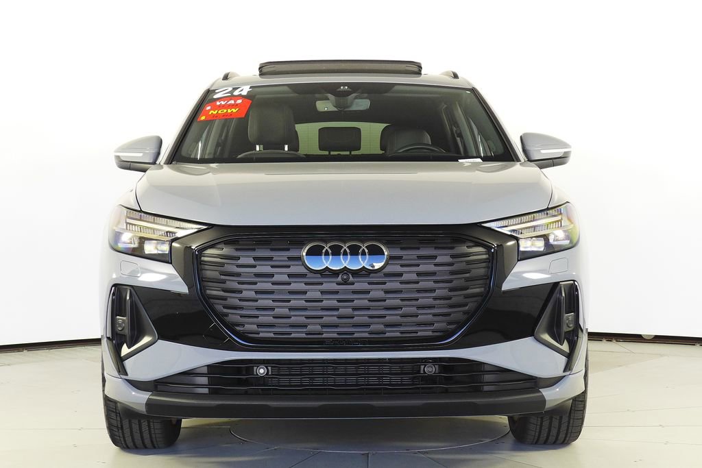 Used 2024 Audi Q4 e-tron Prestige w/ Black Optic Package image 3