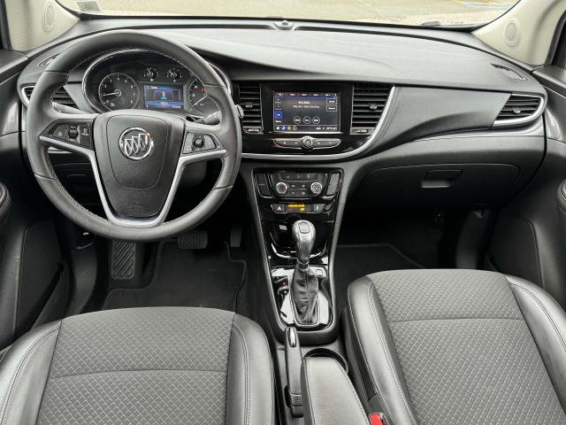 Used 2022 Buick Encore Preferred image 10