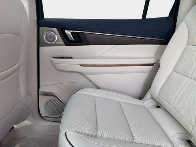 New 2026 Buick Enclave Avenir w/ Super Cruise Package FWD image 14