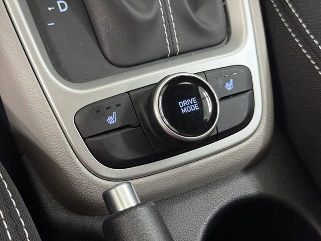 Used 2026 Hyundai Venue SEL image 28