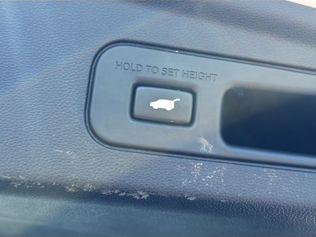 Used 2023 Acura MDX SH-AWD w/ Technology Package image 13