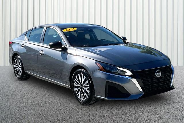 Used 2024 Nissan Altima 2.5 SV FWD video 1