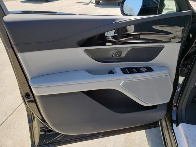 New 2026 Lincoln Nautilus Premier image 11