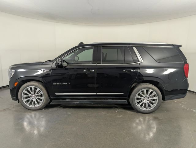 Used 2023 GMC Yukon Denali w/ Denali Reserve Package image 5