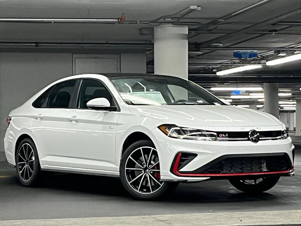 New 2026 Volkswagen Jetta GLI Autobahn FWD video 2