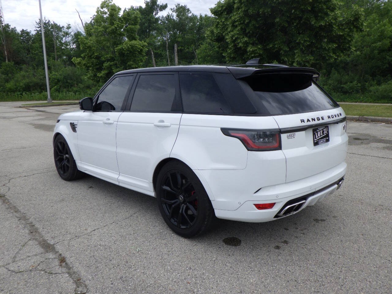 Used 2018 Land Rover Range Rover Sport SVR AWD/4WD image 3