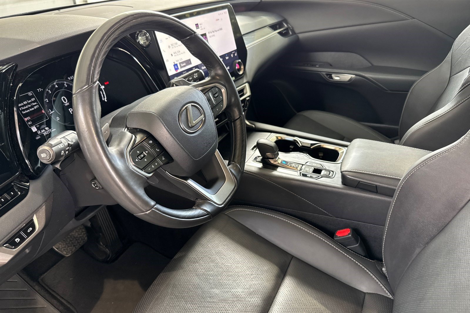 Certified 2024 Lexus RX 350 Premium Plus w/ Accessory Package (Z1) FWD image 11