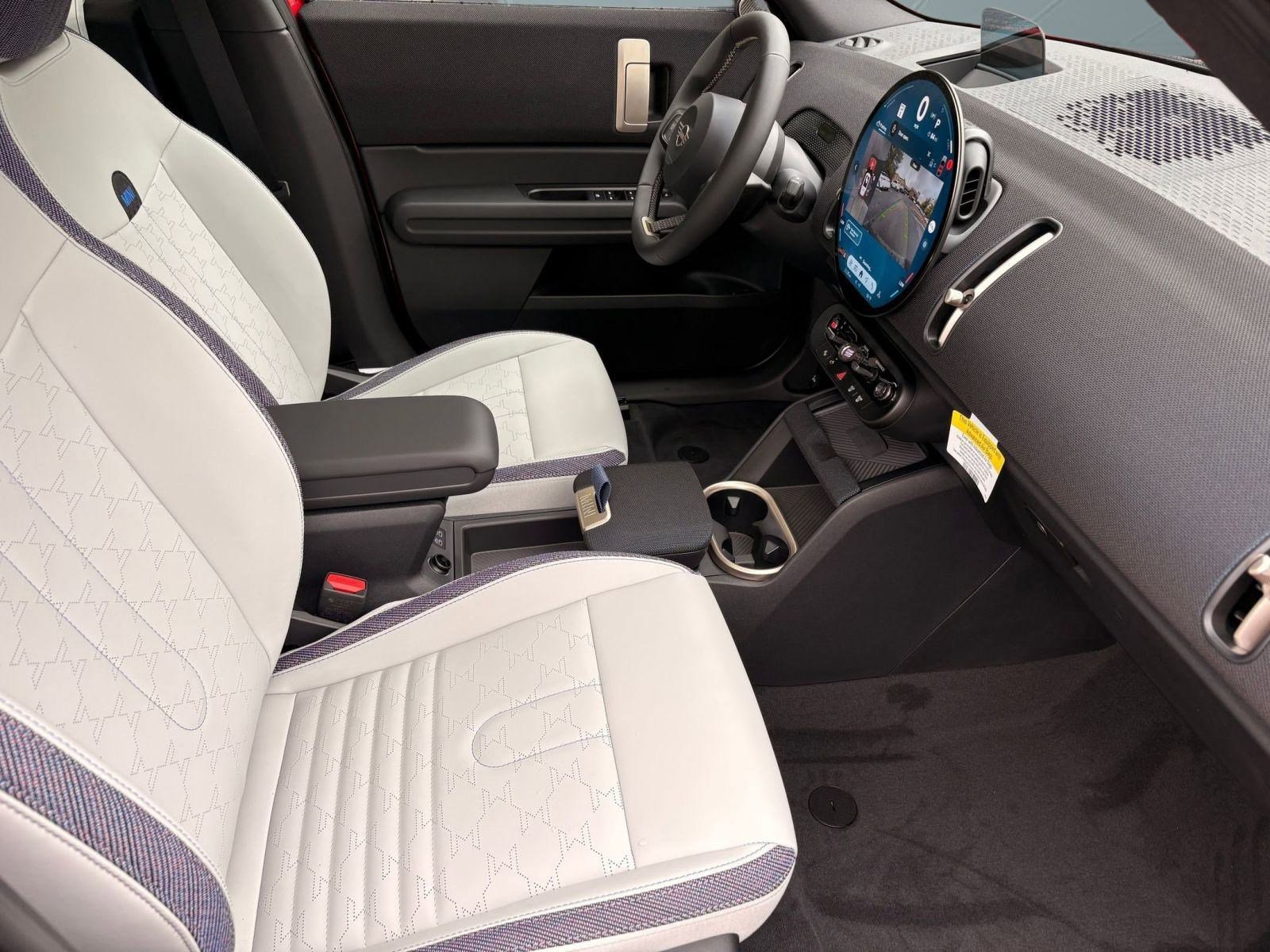 New 2026 MINI Cooper Countryman S w/ Comfort Package Max image 24