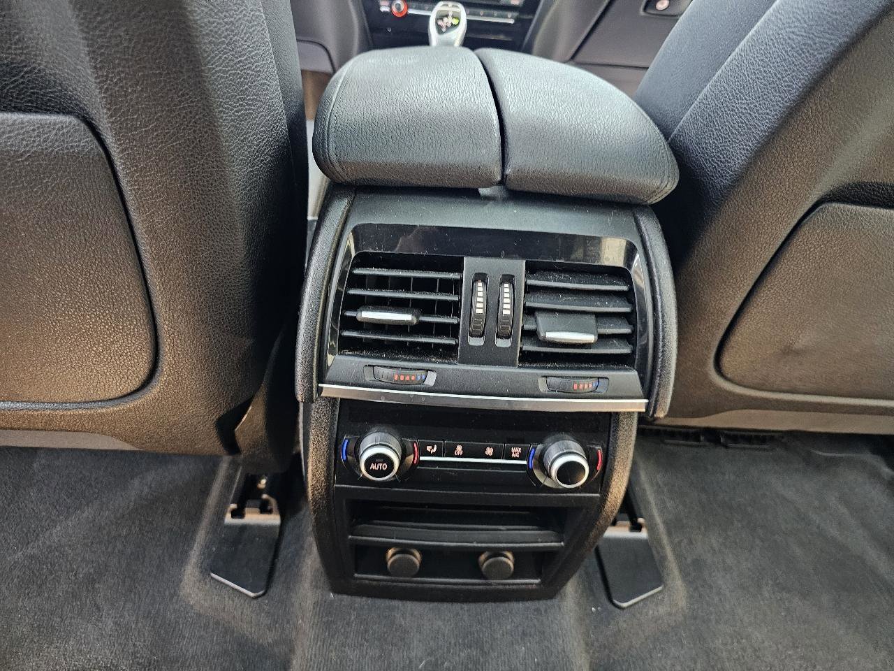 Used 2018 BMW X5 xDrive35i w/ M Sport Package AWD/4WD image 28