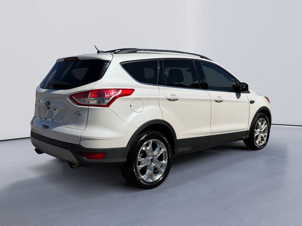 Used 2014 Ford Escape SE w/ Equipment Group 201A image 4