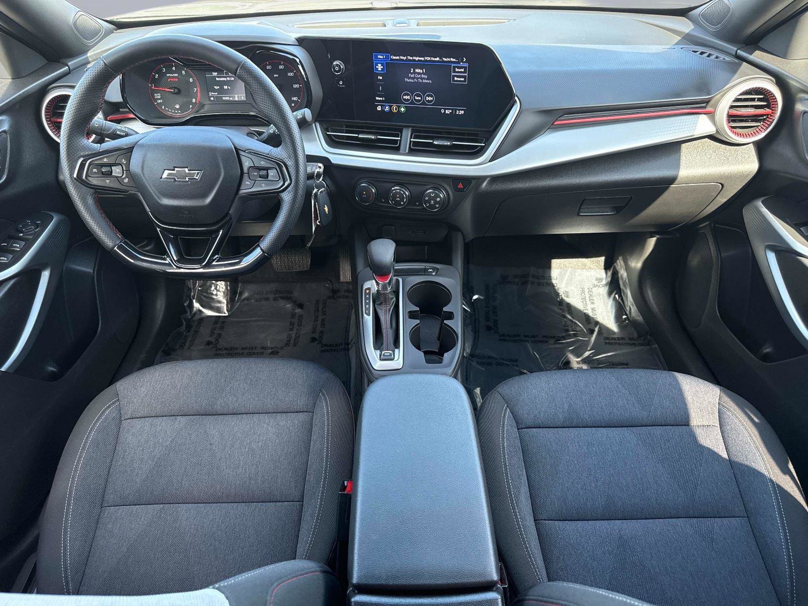 Used 2024 Chevrolet Trax RS w/ Driver Confidence Package image 15