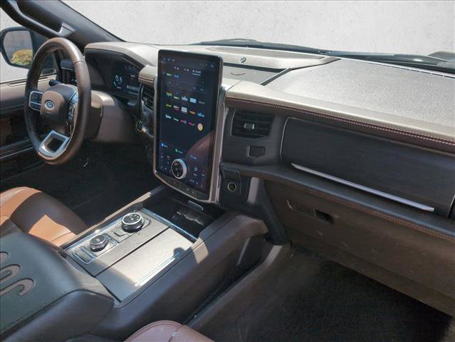 Used 2024 Ford Expedition King Ranch image 23