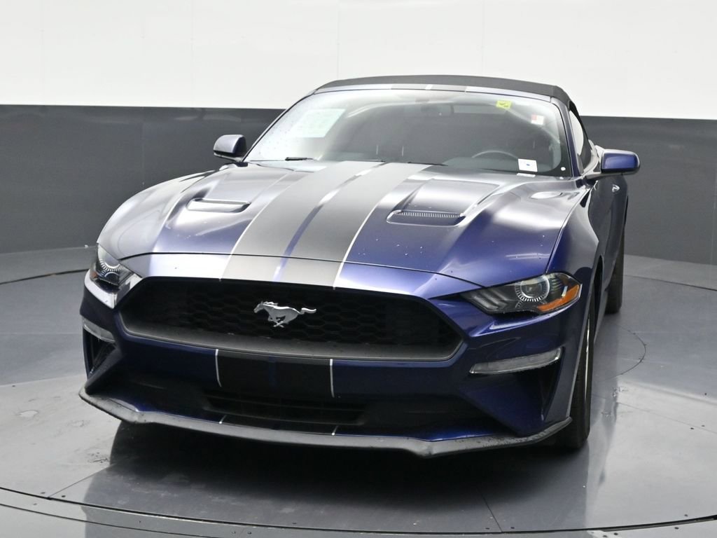 Used 2020 Ford Mustang Convertible image 9