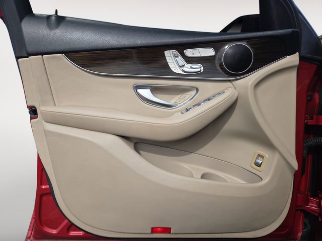 Used 2018 Mercedes-Benz GLC 300 image 16