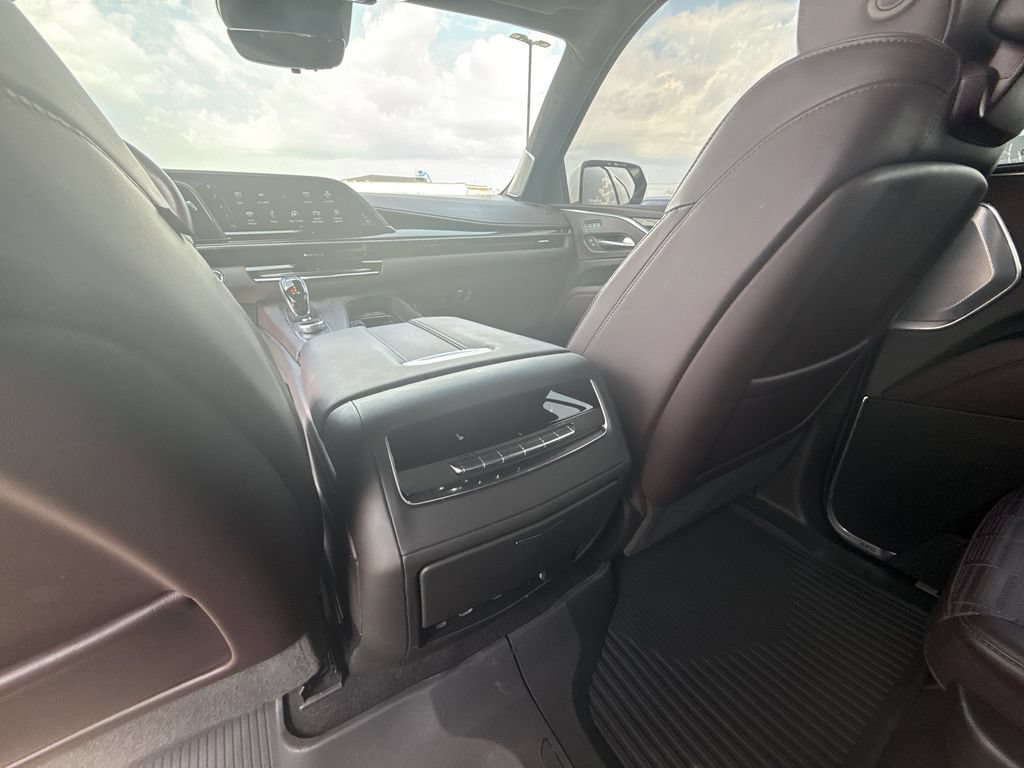 Used 2023 Cadillac Escalade V w/ Heavy-Duty Trailer Package AWD/4WD image 20