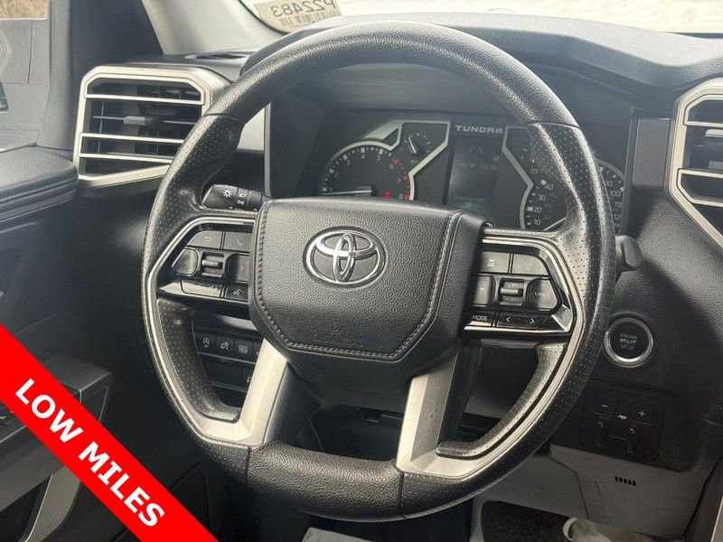 Used 2022 Toyota Tundra SR5 w/ SR5 Convenience Package AWD/4WD image 11