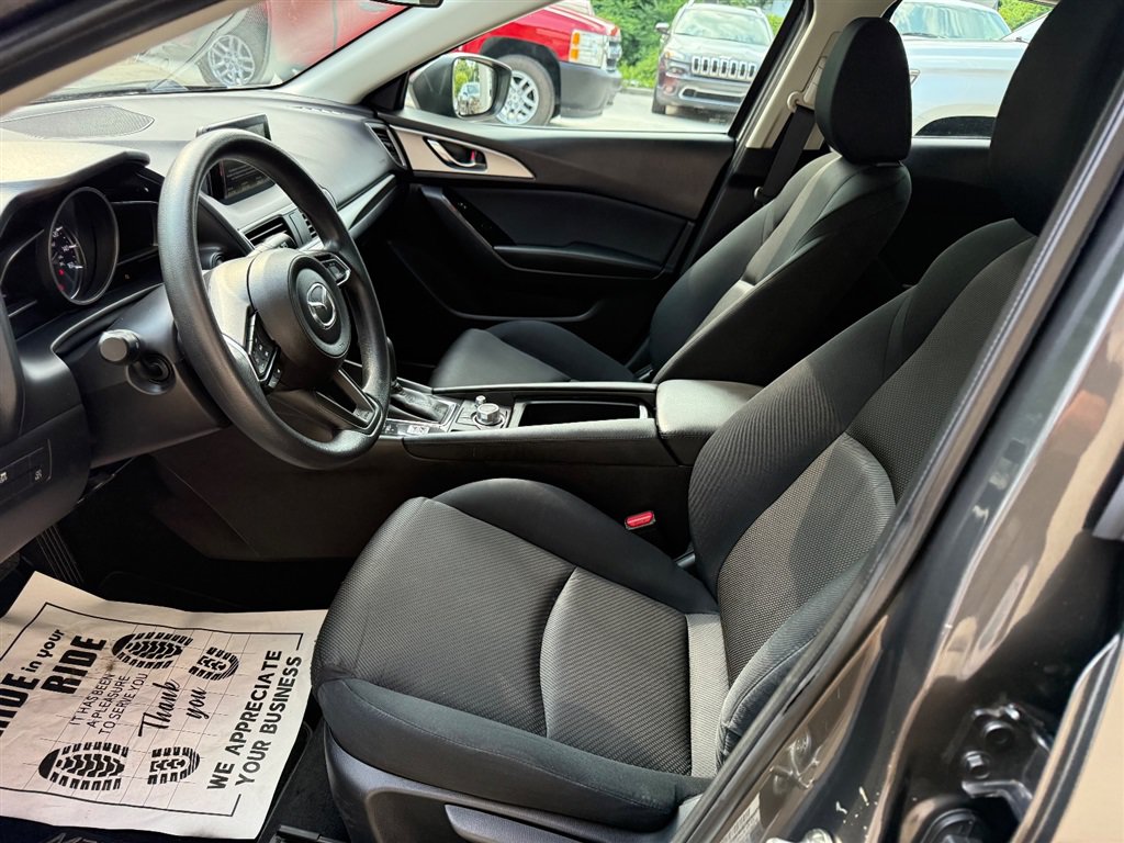 Used 2017 MAZDA MAZDA3 Sport FWD image 7