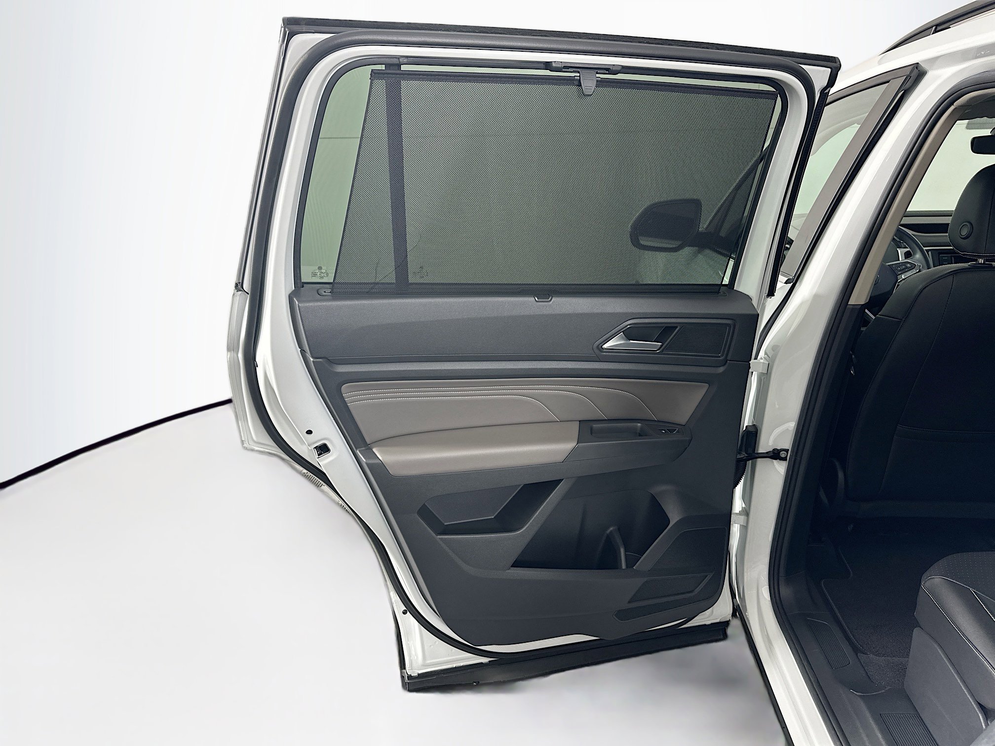 Used 2023 Volkswagen Atlas SE FWD image 25
