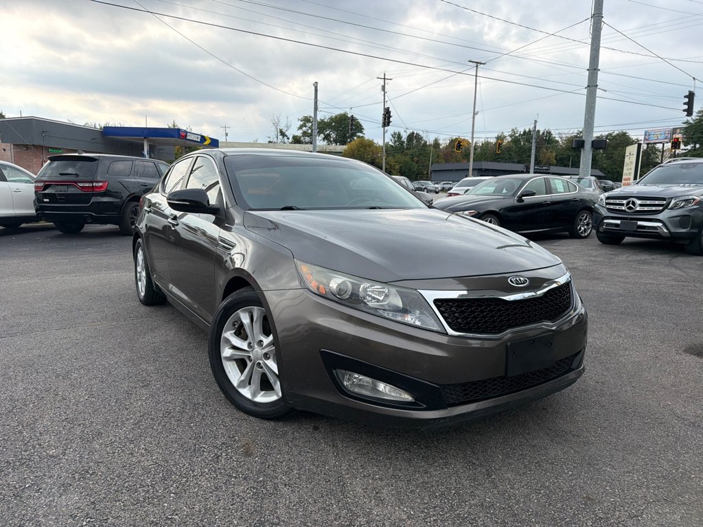 Used 2012 Kia Optima LX FWD image 2