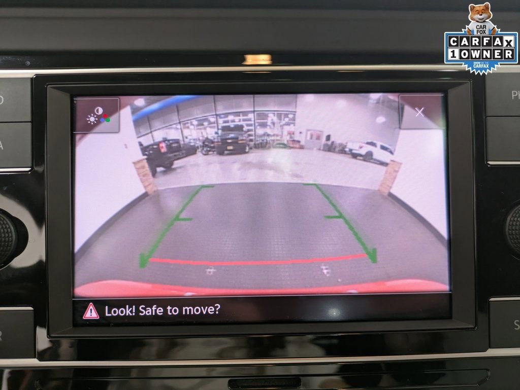 Used 2019 Volkswagen Jetta R-Line image 15