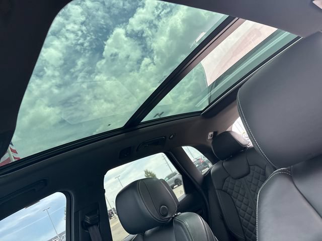 Used 2018 Audi SQ5 Premium Plus w/ Navigation Package AWD/4WD image 22