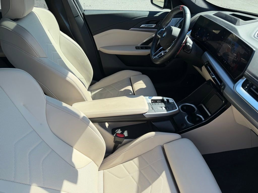 Used 2025 BMW X1 M35i image 17